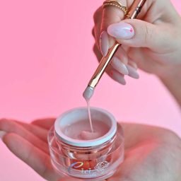 hard-clay-cici-nails